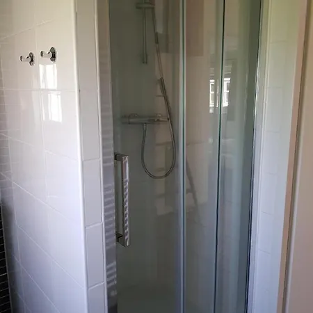 De Bijsselse Enk, Noors 11 אתר קמפינג נונספייט